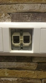 stopcontacten plaatsen